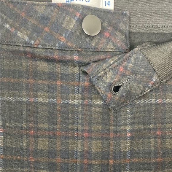 Ricki's Plaid Ankle Pants Stretchy Size 14 - Picture 9 of 11